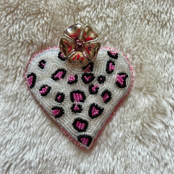 Ladies Sigal Style Sterling Silver and Crystal Flower Ring 💍 - Picture 3 of 7